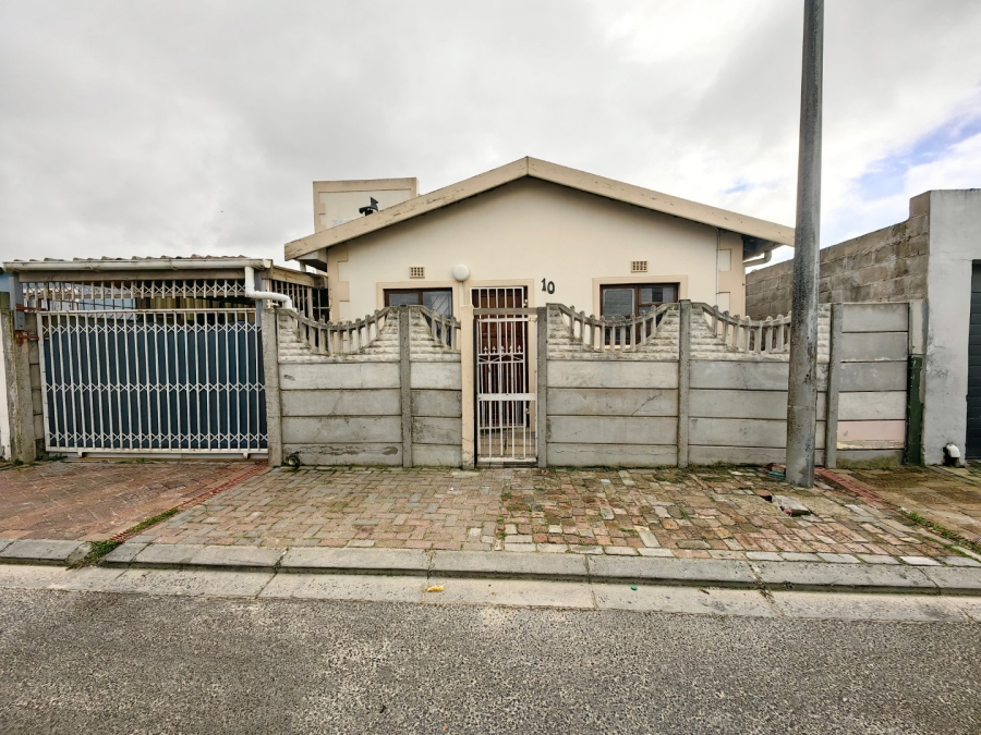 To Let 2 Bedroom Property for Rent in Lavender Hill Western Cape